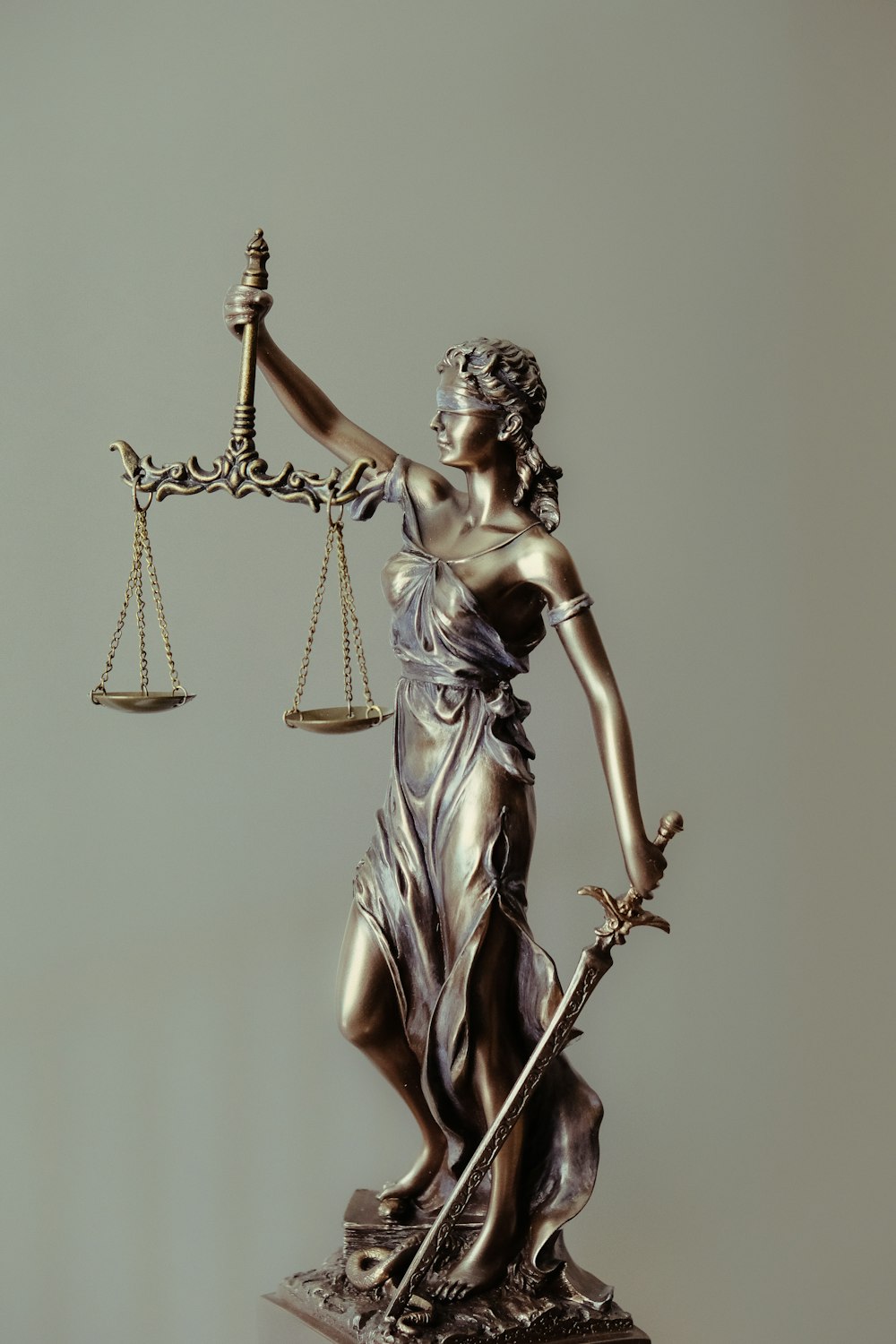 Senate Stablecoin Bill on Track for Bipartisan Support, Lawmaker Predicts